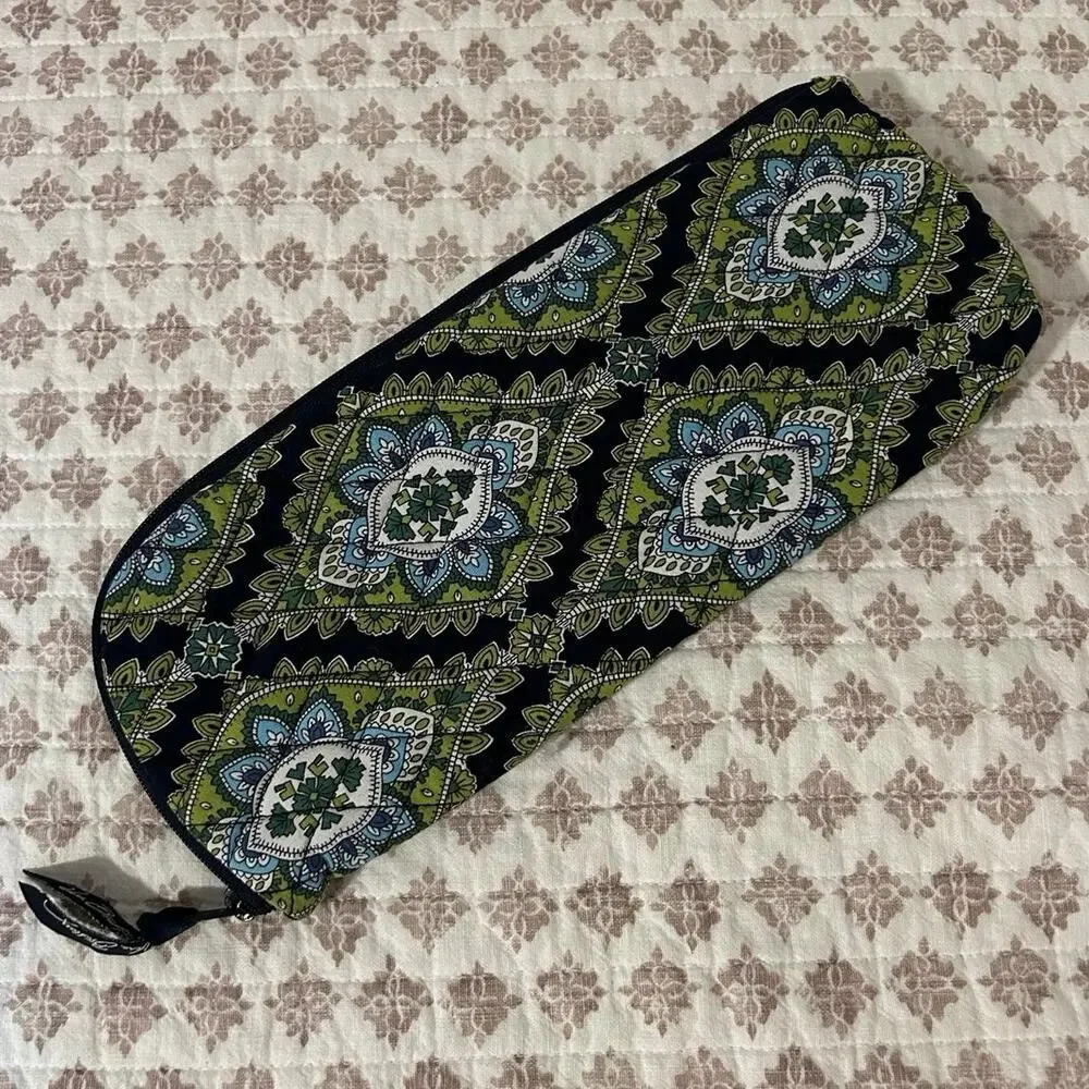 Vera Bradley Hot Tool Holder Quilted Cosmetic Case EUC Navy Blue Green Paisley
